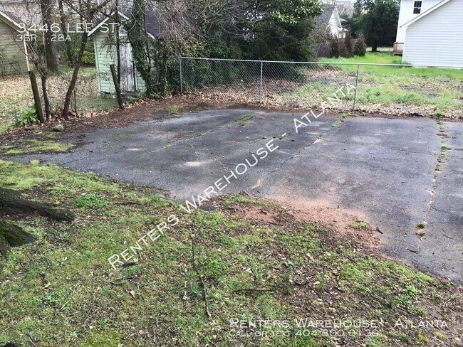 Building Photo - Charming 3 Bedroom near Airport and Virgin...