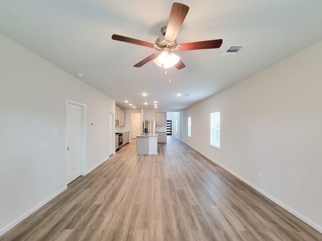 Building Photo - 94 Valiant Ridge Trail