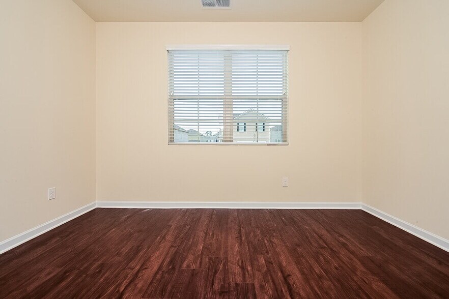 Building Photo - 532 Overo Dr