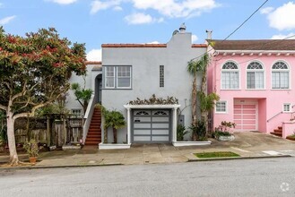 Building Photo - 484 Faxon Ave