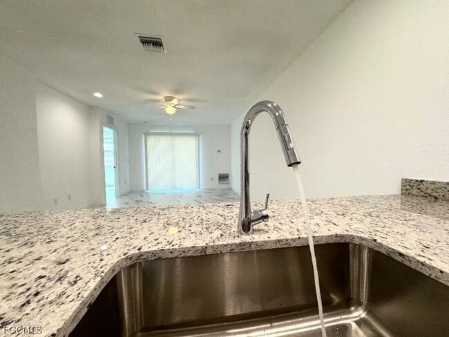 Building Photo - 746 SW 8th Terrace