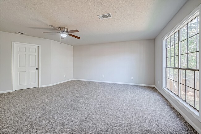 Building Photo - 3102 Glenn Lakes Ln