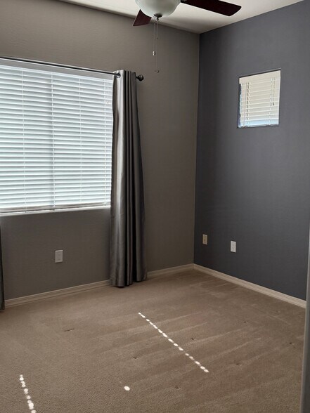 Building Photo - 3330 S Gilbert Rd