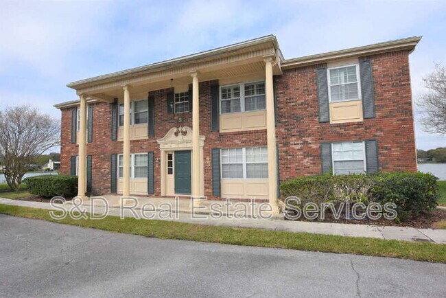 Building Photo - 1920 E Edgewood Dr