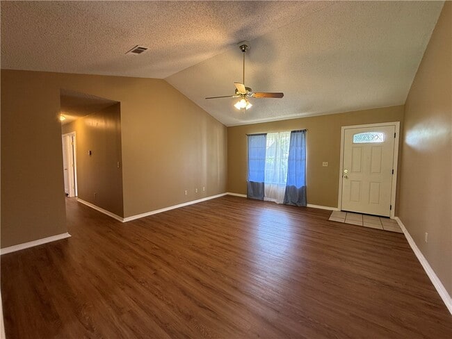 Building Photo - 2446 Ridgeway Loop
