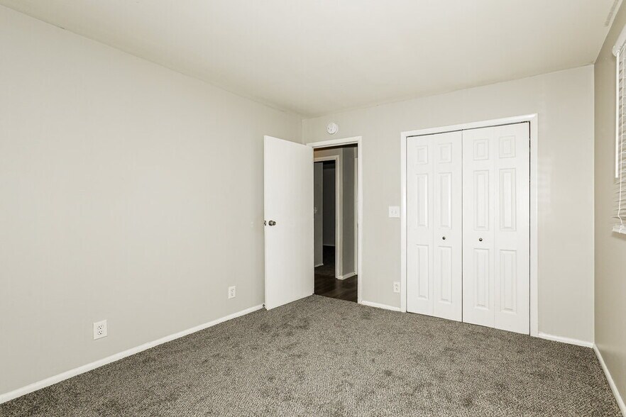 Building Photo - 4033 Arborcrest Dr