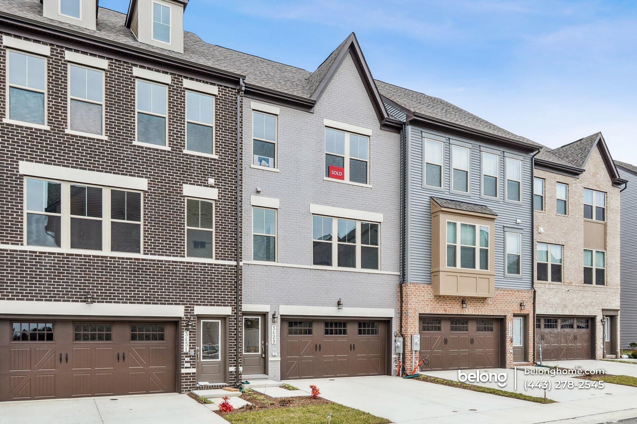 Building Photo - 3429 Saint Robin Ln