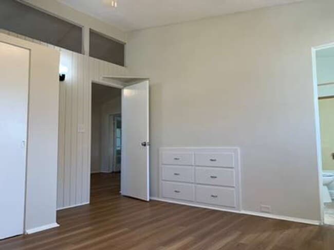 Building Photo - Light and Bright Two Bedroom Duplex in Gulfport