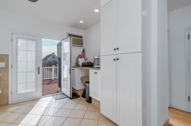 Building Photo - 12 Obrien Ct