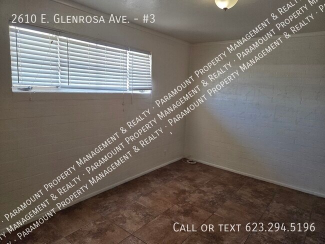 Building Photo - 2610 E Glenrosa Ave