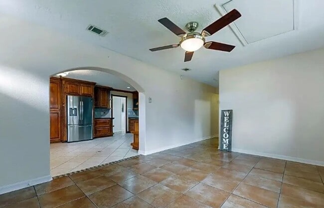 Building Photo - Gulfport 4 Bedroom