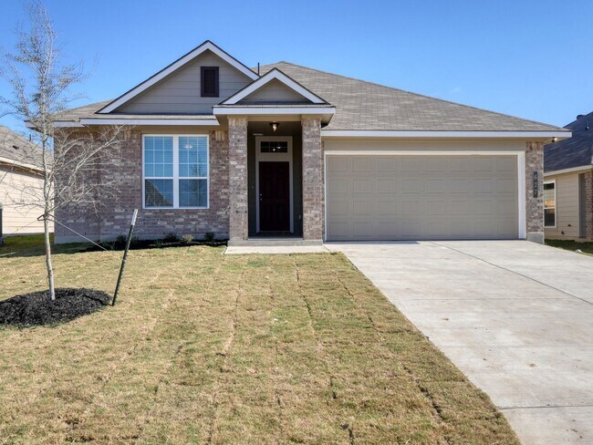 Primary Photo - Live, love, and grow in this charming home!