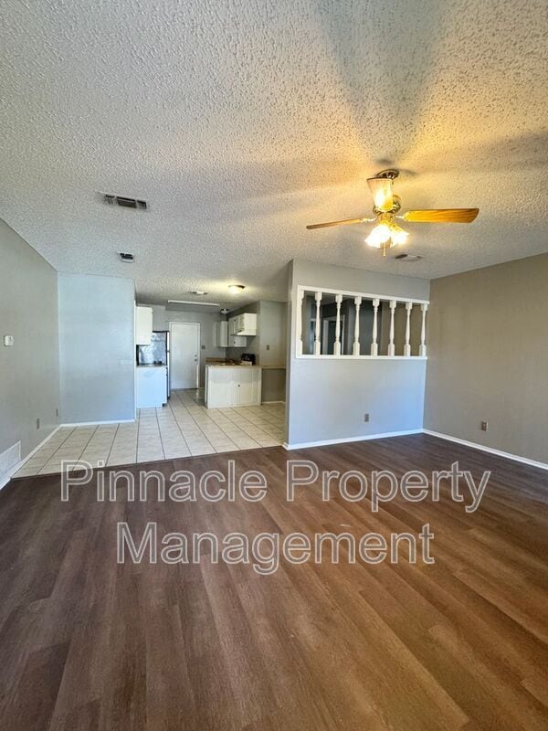 Building Photo - 1133 Tres Rios Dr