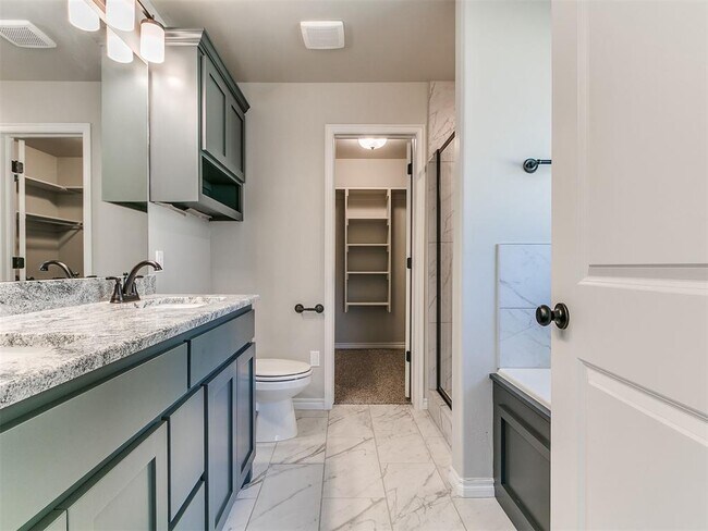 Building Photo - 12028 Rockbed Dr