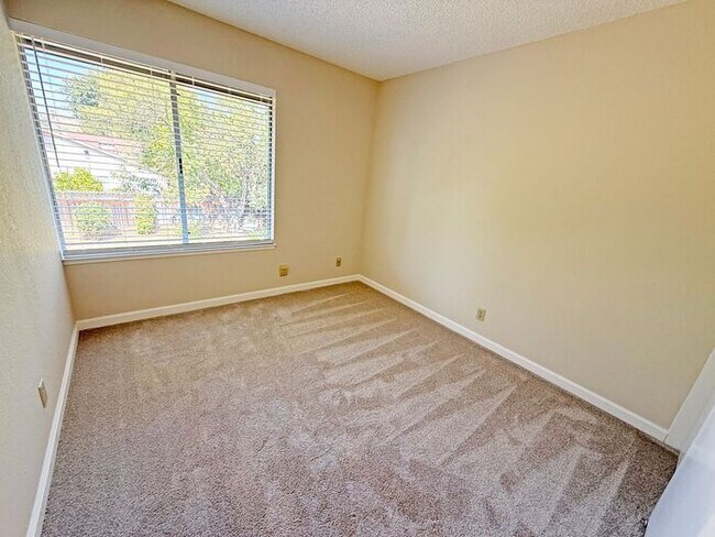 Building Photo - Gorgeous Almaden Valley Home Near Almaden Lake Park!