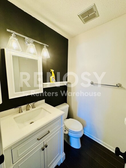 Building Photo - 1308 Landmark Trail S