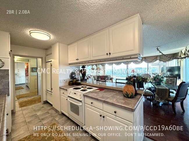 Building Photo - 5400 E The Toledo