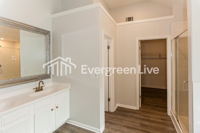 Building Photo - 7189 Cavender Dr SW