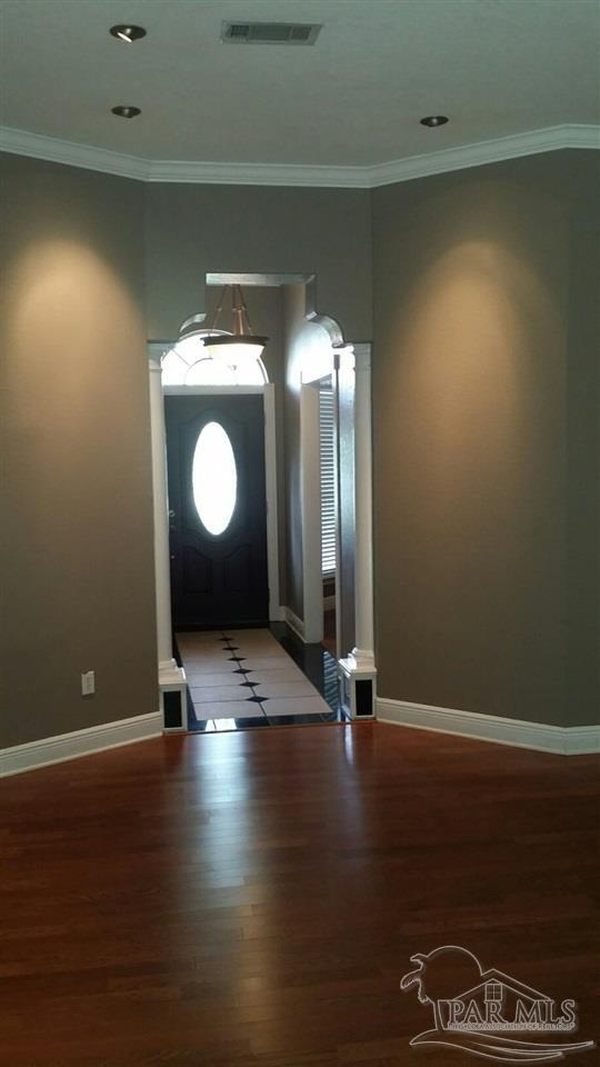 Building Photo - 5721 Dunbar Cir