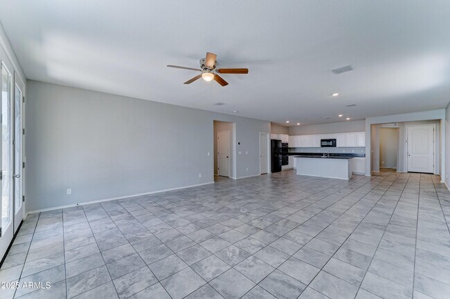 Building Photo - 25755 W Hazel Dr