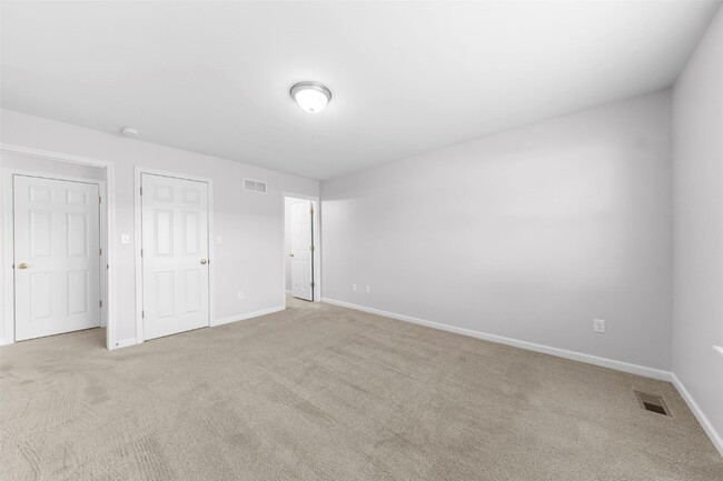 Building Photo - 492 Wabash Pl