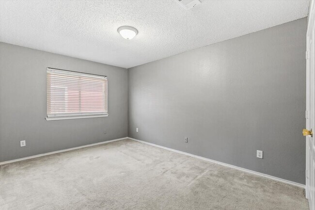 Building Photo - 9061 Blue Ridge Trail
