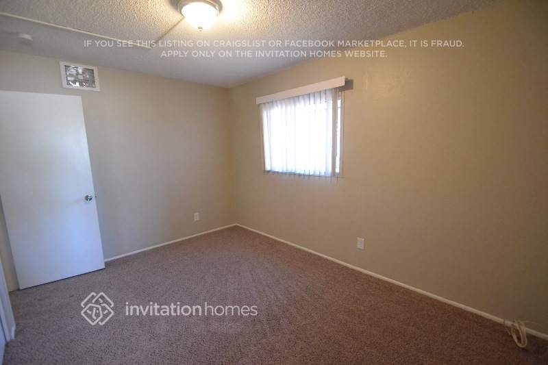 Building Photo - 4153 N 63rd Dr