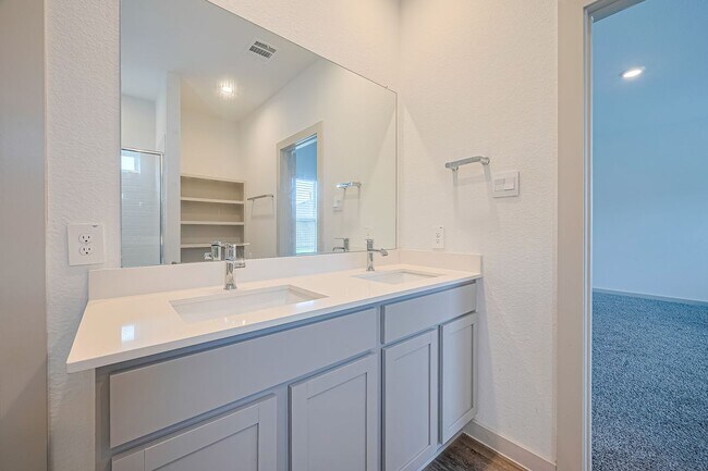 Building Photo - 1010 Curly Angora Ct