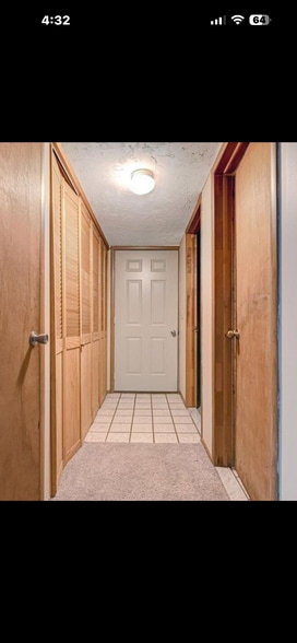 Building Photo - 993 Country Place Dr