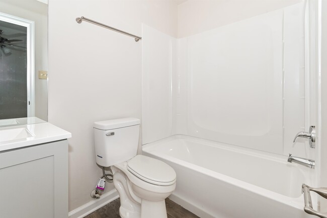 Building Photo - 1212 Calebs Ridge Dr