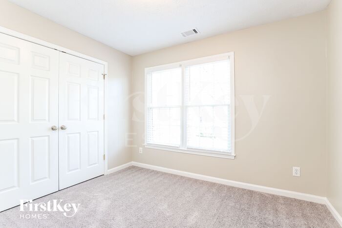 Building Photo - 797 Rockfount Way