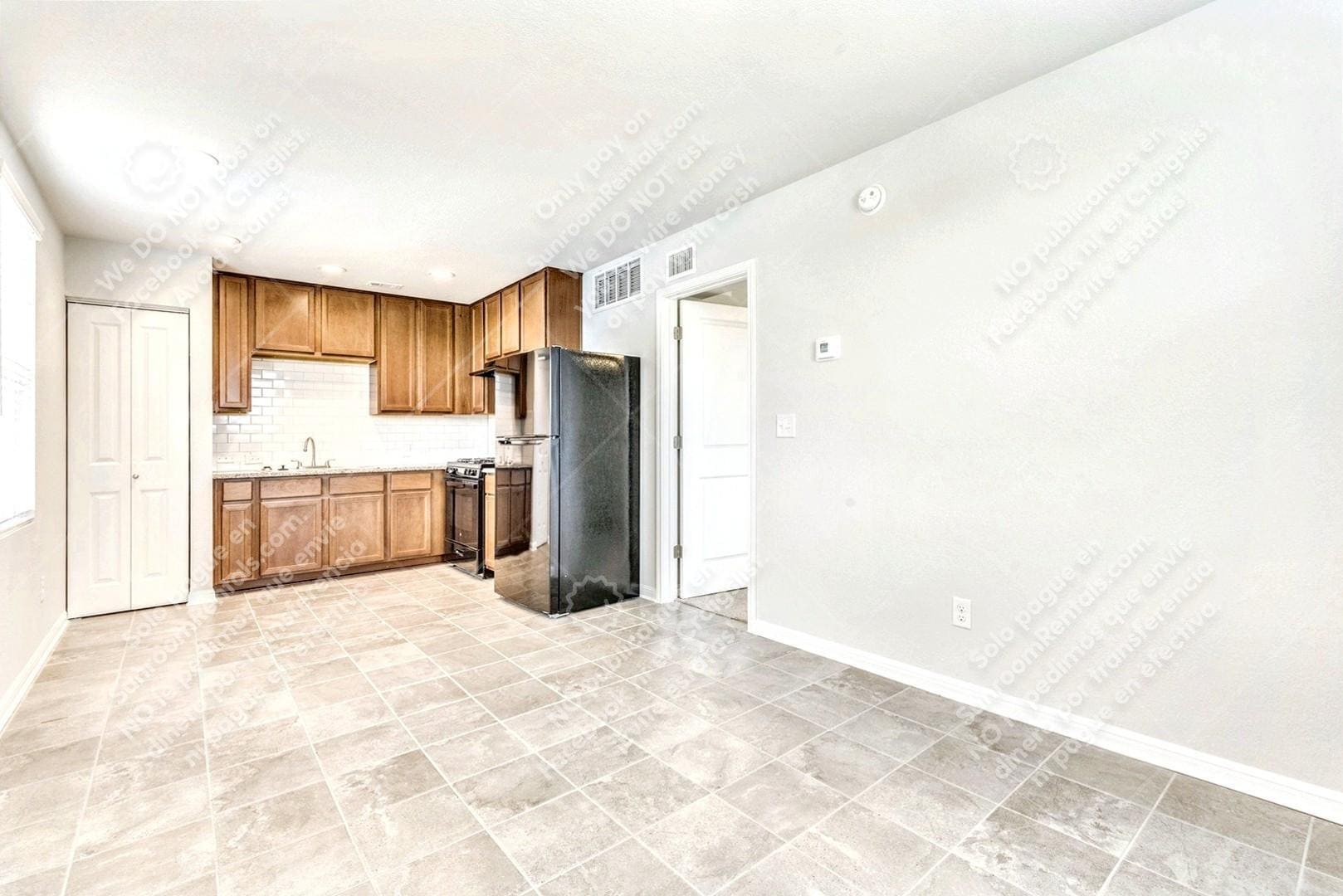 Building Photo - 1628 Arbor Knot Dr
