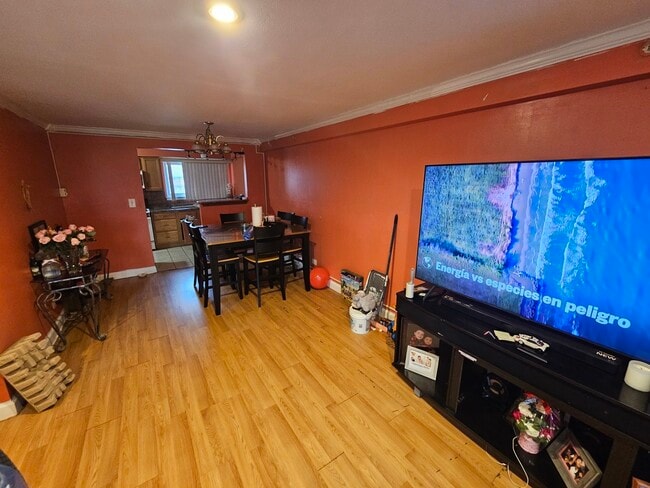 Building Photo - 1910 W Hatherleigh Ct