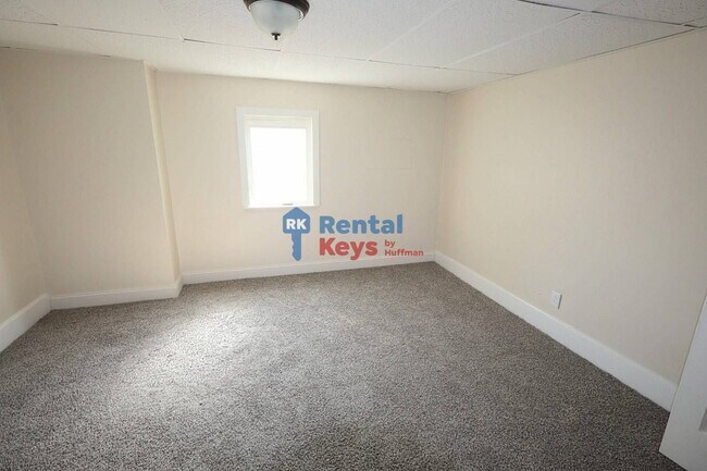 Building Photo - 1305 N Garvin St