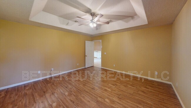 Building Photo - 18 Lloleeta Path