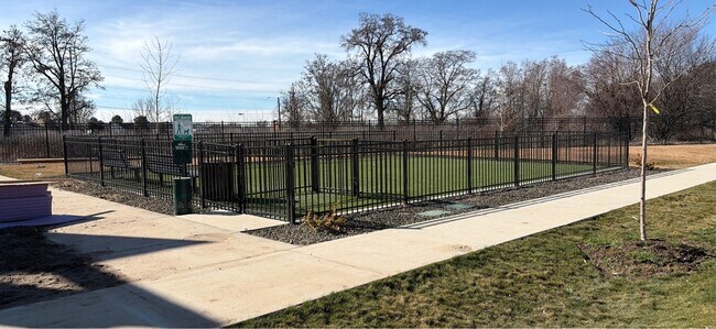 Building Photo - 4248 W Perspective St