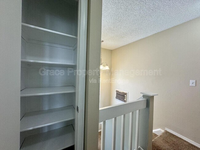 Building Photo - 16967 E Tufts Pl