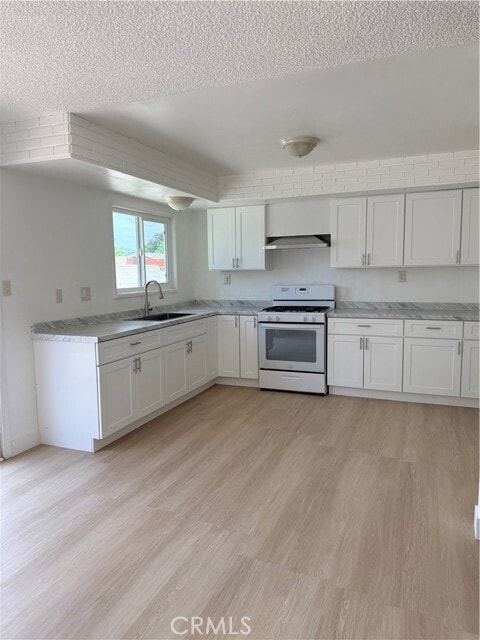 Building Photo - 3341 E Calle Baja Dr