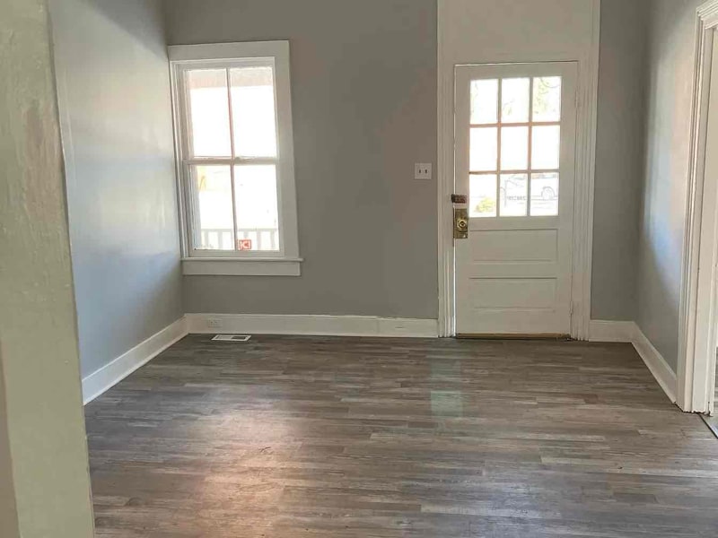 Building Photo - 229 Holbrook St