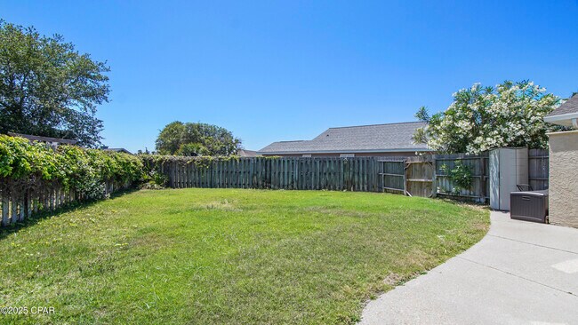 Building Photo - 139 Bonaire Dr