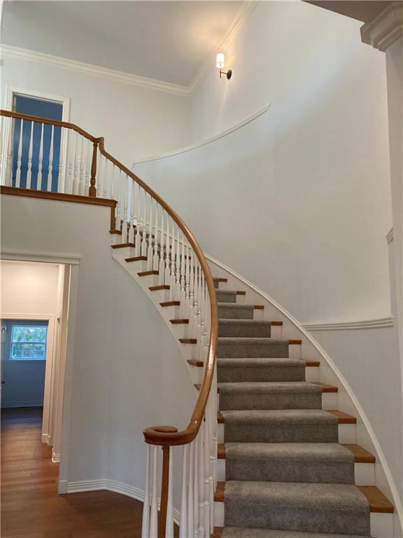 Building Photo - 420 E New Hope Rd