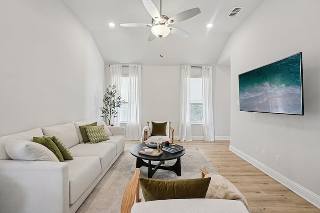 Building Photo - 11422 Chepstow Crescent Ct