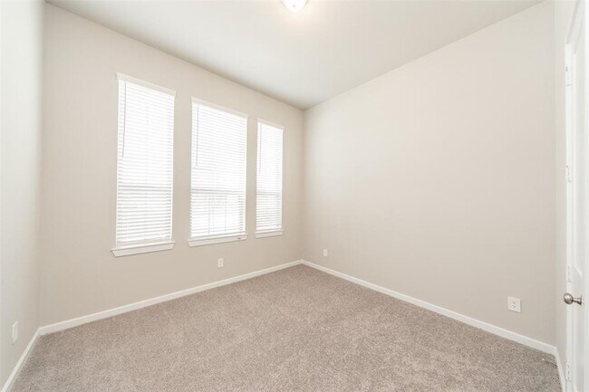 Building Photo - 2131 Wisteria Cove Dr