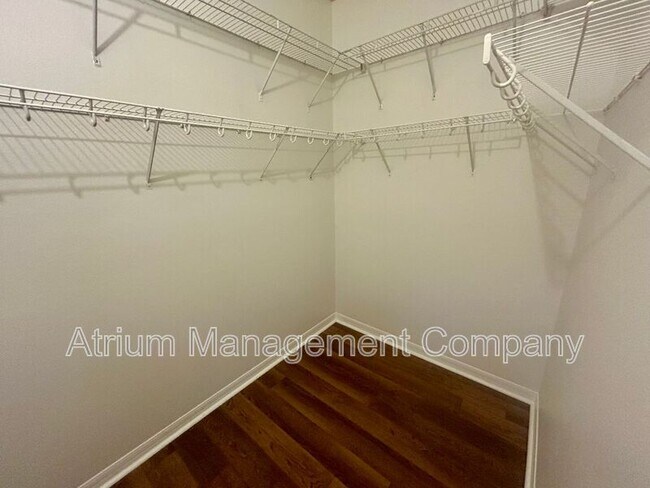 Building Photo - 12805 Avelar Manor Pl