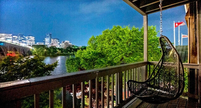 Building Photo - 3590 Water St NW