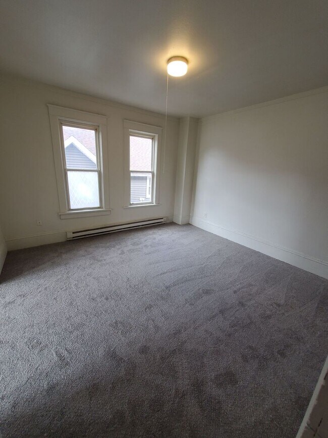 Interior Photo - 2002 57th St. (8 Unit)