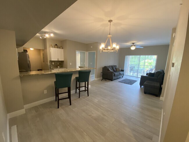 Building Photo - 1810 Florida Club Cir