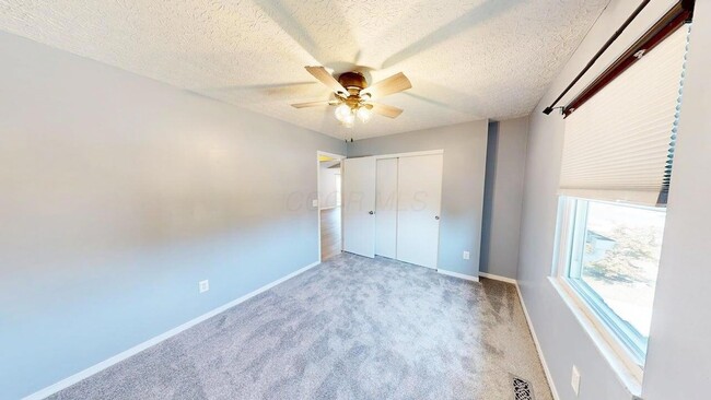 Building Photo - 5709 Nike Dr