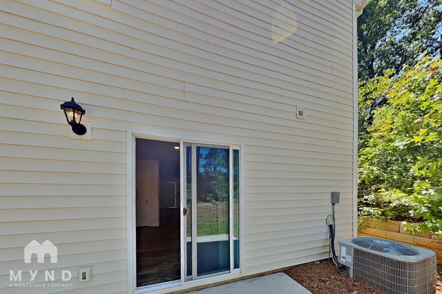 Building Photo - 6030 Elena Lynn Ct