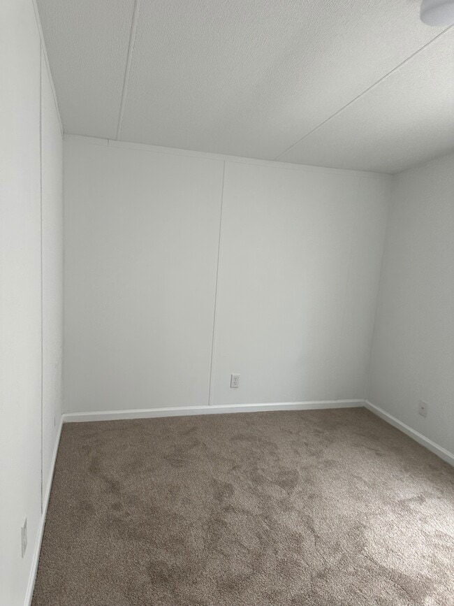 Building Photo - 43665 Pump House Ln